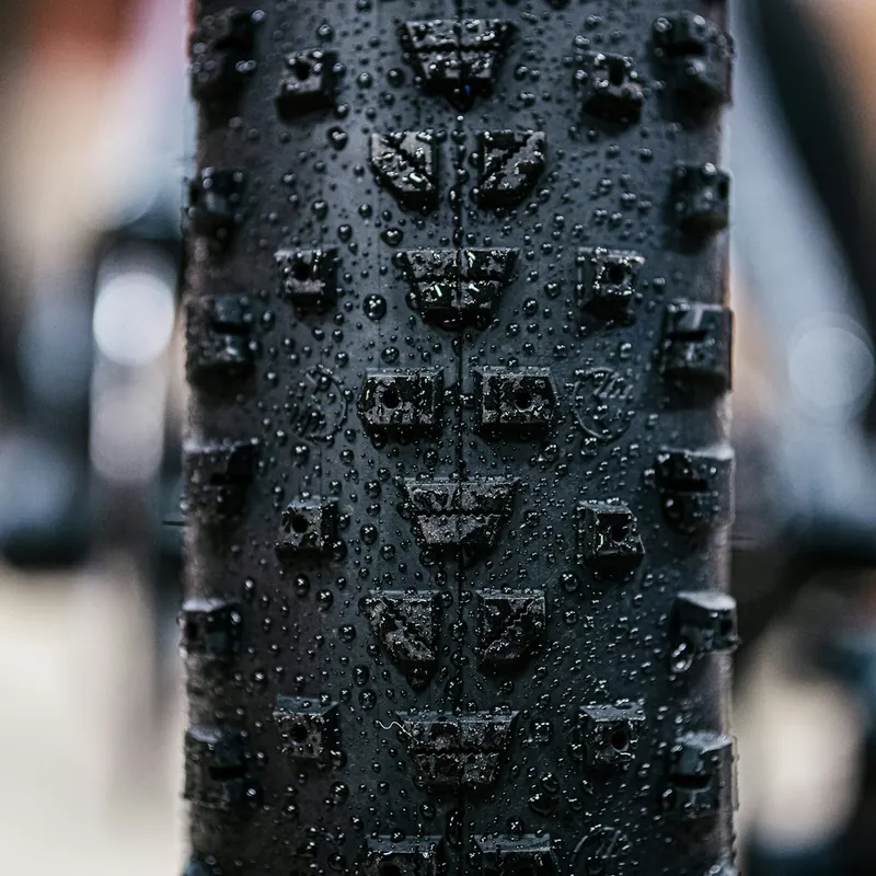 E-MTB tyre 29 × 2.4